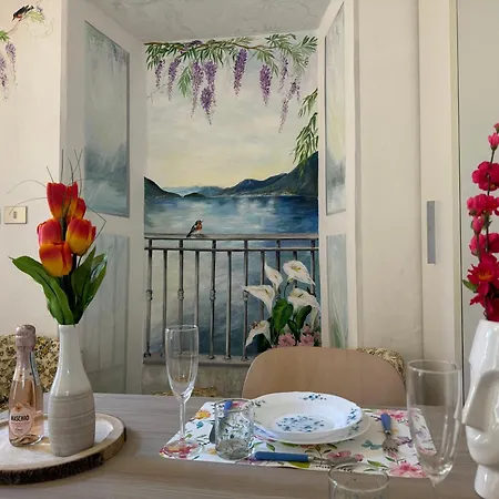 Wisteria Dreams - A Due Passi Dal Apartment *