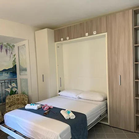 Wisteria Dreams - A Due Passi Dal *