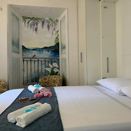 Apartment Wisteria Dreams - A Due Passi Dal