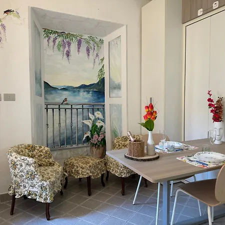 Apartment Wisteria Dreams - A Due Passi Dal